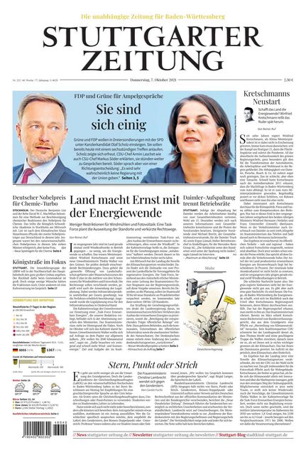 Babe Sitzt Auf Einem Gesicht Nd Genießt Es Babe Sitzt Auf Einem Gesicht Nd Genießt Es