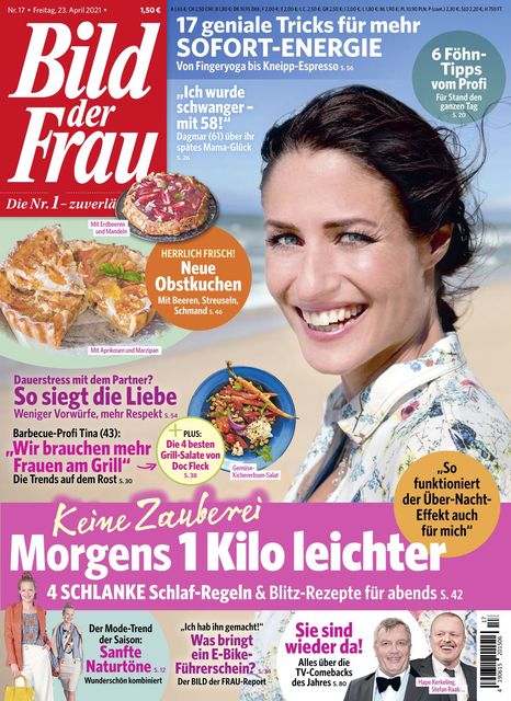 Ein Entspannendes Heißes Bad Einer Frau, Von Unserer Kamera Aufgenommen Ein Entspannendes Heißes Bad Einer Frau, Von Unserer Kamera Aufgenommen